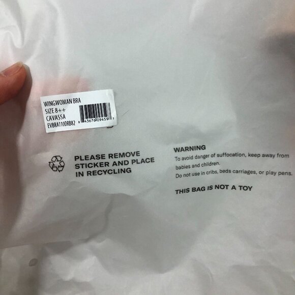 knix Bra Womens 8++ 40G 42G Wingwoman Bra Cavassa Wireless EVBRA110DRB82 NEW $65 - Picture 10 of 15